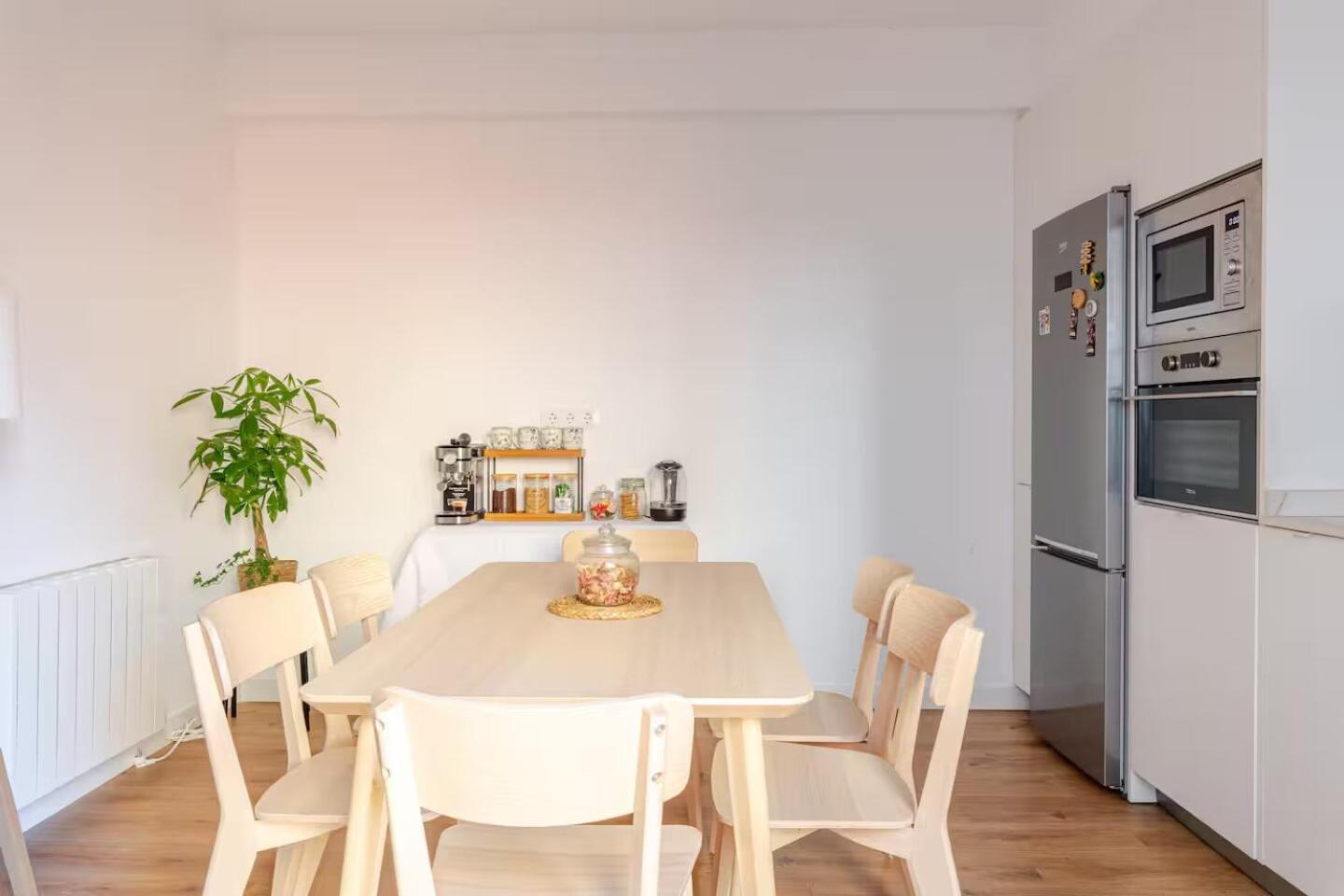 Habitacion Privada En El Centro De Билбао Екстериор снимка